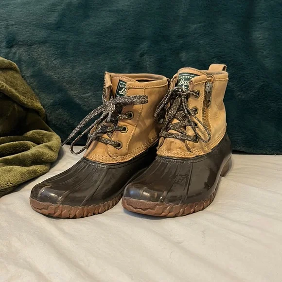 Bass | Shoes | Bass Rubber And Leather Boots | Poshmark display picture 3